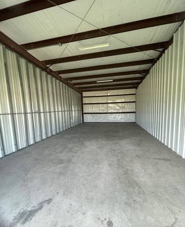 $700 / 800ft2 - Warehouse Bays - For Lease - 800 SF (Robstown)64036542335107122