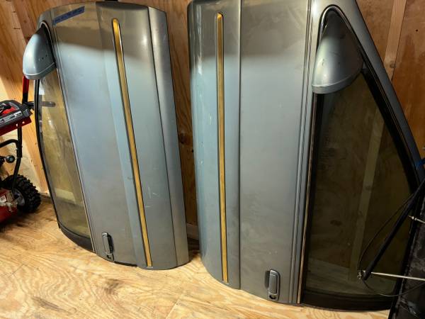 1994 MERCURY COUGAR PARTS - $1 (bensalem)63471045180547123