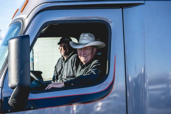 HIRING CDL CLASS "A"  TEAM DRIVERS (DEDICATED LANES) 1