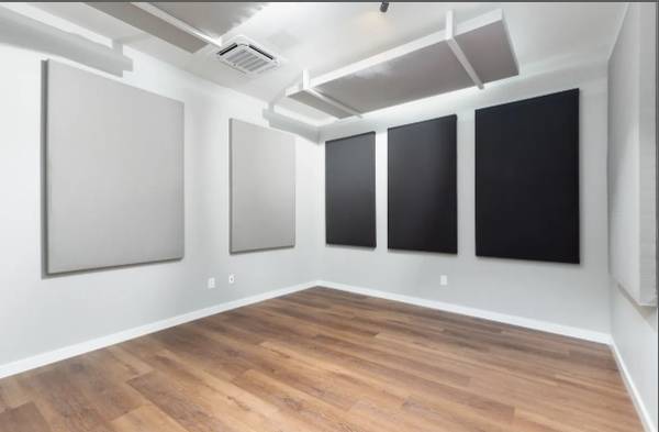 $1,295 Berry Hill Estudio privado de música de producción con acceso restringido (Nashville)63673267527683121