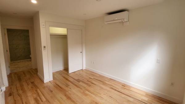 $3,400 / 1br - 600ft2 - Modern Roxbury 1 Bed For $3,400 AVAIL 11/1/25 NO FEE (Roxbury)64186292782595123
