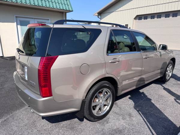 2004 Cadillac SRX V8 AWD 49.000 millas, informe Carfax limpio, 2 propietarios, como nuevo - 8.999 $ (Palmyra, PA)63477756859521123