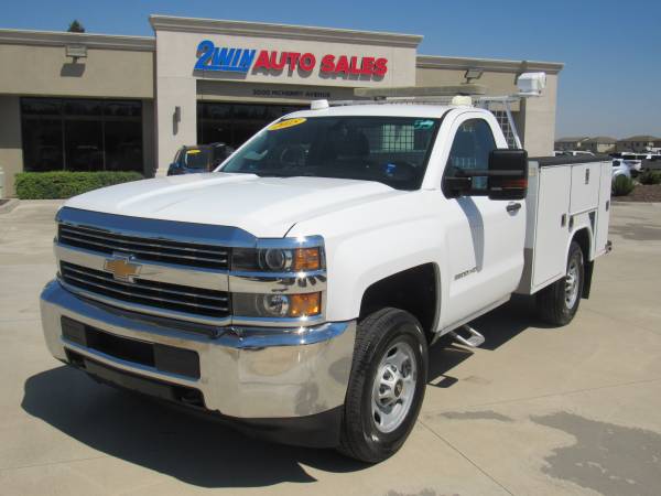 2015 CHEVROLET SILVERADO 2500HD UTILITY BED STOCK#6301 - $26,995 (2WIN AUTO SALES)63619189883649120