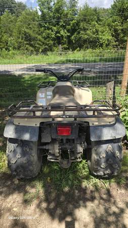 Yamaha moto4 250 4x4 - $3,000 (Atkins)63471306254979120