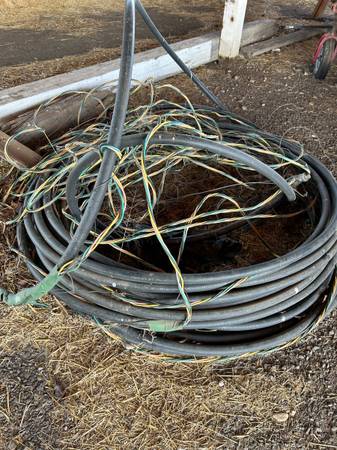 Well pipe and wire 1