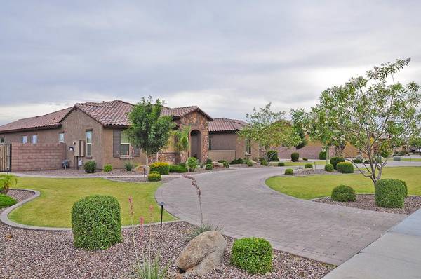Royal landscaping (Sierra vista)63851601883009120