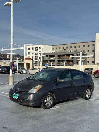 Toyota Prius - 4D Sedan Gas Saver 👍⛽️ - $4,49963436936311681121