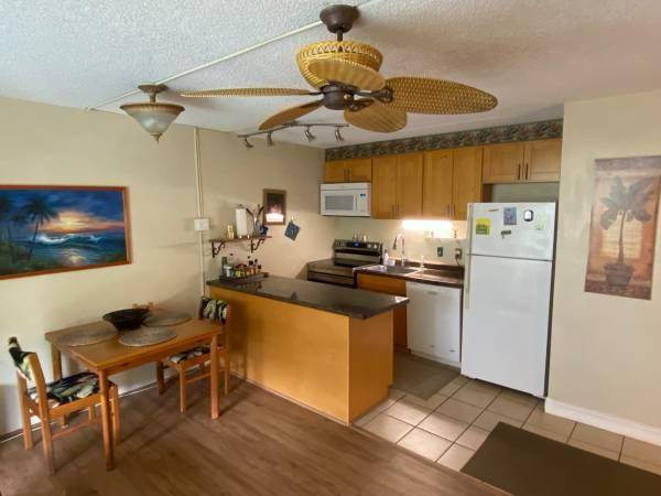 $100 / 1br - WAIKIKI Hawaiian beach walk  @ ILIKAI Marina Luxury (Waikiki/Oahu)63939788695299123