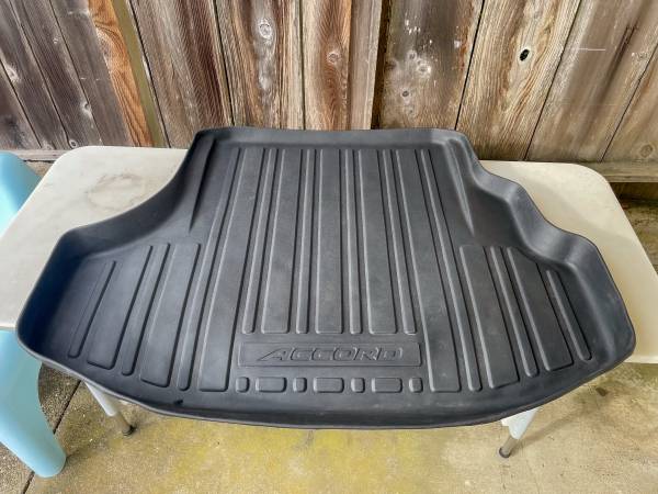 OEM 2003 -2007 HONDA ACCORD REAR TRUNK CARGO MAT waterproof 1