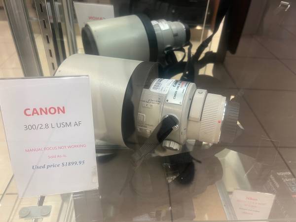 Canon 300 2.8 lens 1