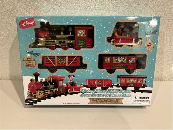 Disney Mickey Mouse Express Train Set - 12 Piece Set 1