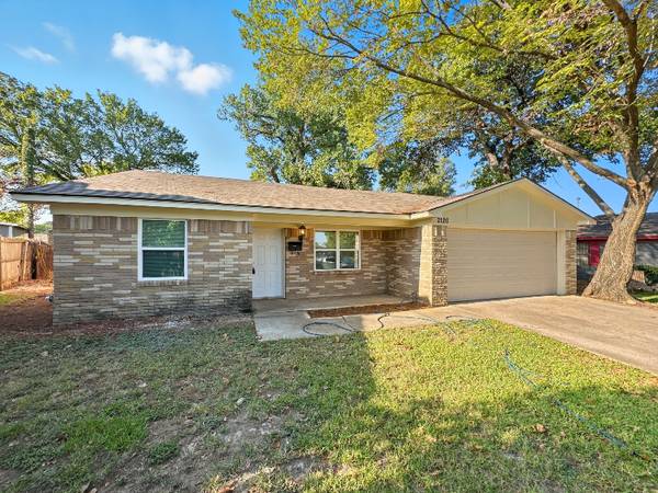 $2100.00 / 3br - 1312ft2 - UPDATED 3/2/2 IN IRVING!63867601808641120