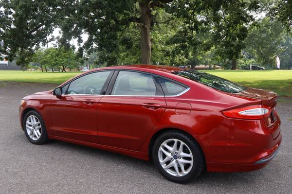 Reliable 2014 Ford Fusion SE - $7,495 (Charlotte)63613431083779121