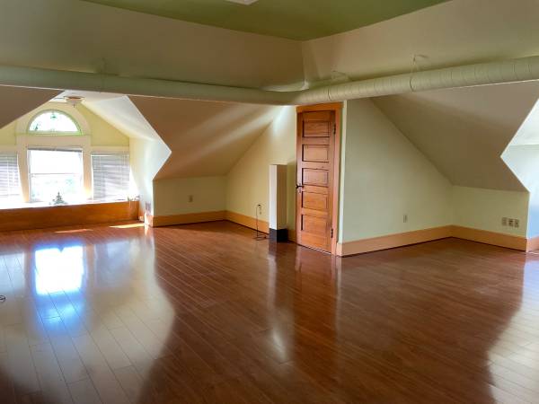 $850 / 250ft2 - UP TO 50% RENT SUBSIDY - OFFICE AND WELLNESS USE (Town of Herndon)64040195361537124