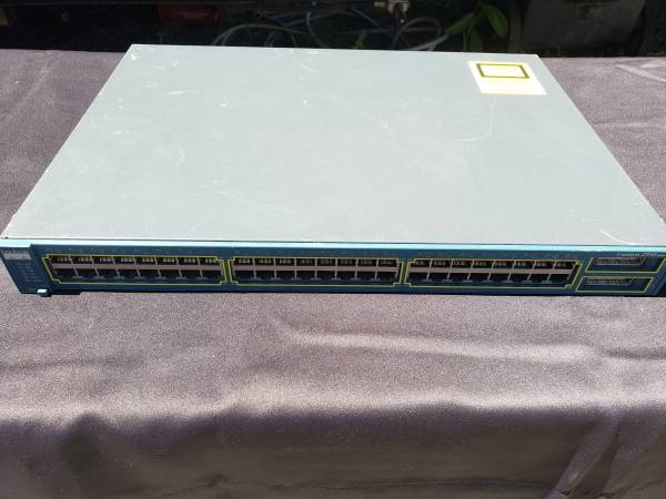 Cisco Systems network switch C2950G-48-EI (Qty 1) 1