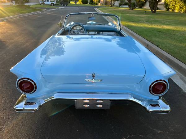 1957 ford thunderbird convertible 3spd Manual! - $22,950 (Bermuda dunes)63624558326915124