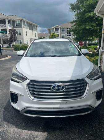 2017 hyundai santa fe XL 84k miles - $13,500 (Smyrna)63621494008707121