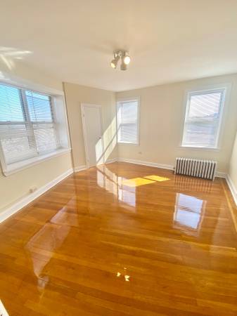 $2,300 / 2br - 1800ft2 - 2 Habitaciones a 1/2 cuadra del Metro-North ! (Woodlawn)63854193303169121