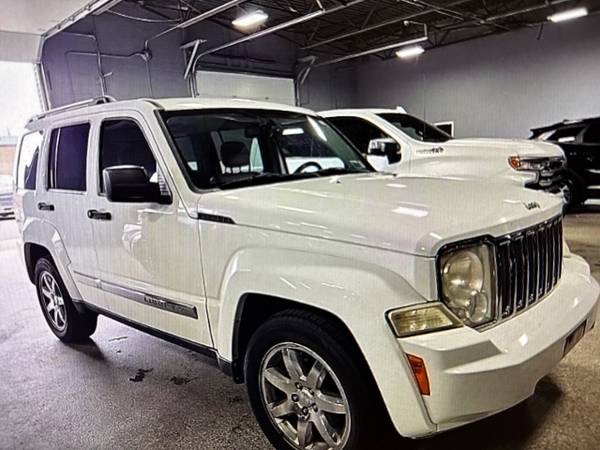 2011 Jeep Liberty Limited 4WD - $4,900 (Camden, NJ)63501907841025123