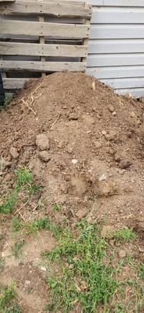 Free Dirt / Compost 1