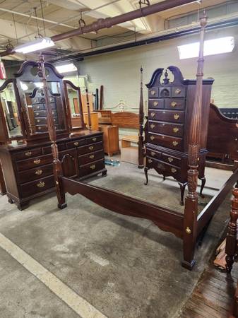 Kincaid solid cherry king size 3 pc bedroom set 1