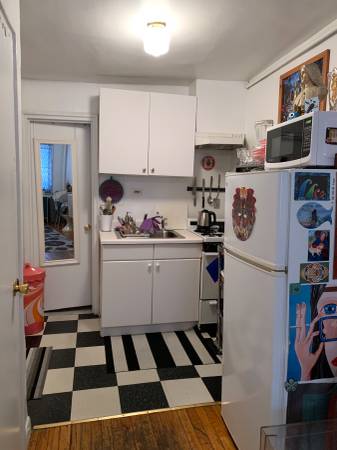 $950 / 250ft2 - 2 WEEKS SEPT. 16 - OCT. 2 (Lower East Side)63684762952577122