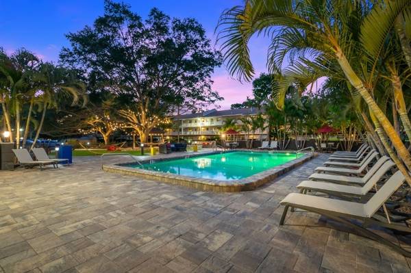 $1,399 / 1br - 675ft2 - The Perfect Blend of Price and Convenience! (4055 MacEachen Blvd, Sarasota, FL)63791080783617120