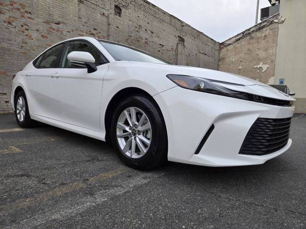 2025 TOYOTA CAMRY HYBRID - $28,900 (NEWARK)63654715608451121