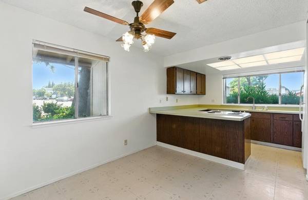 $1,800 / 2br - 900ft2 - STUNNING QUIET & DESIRABLE 2-BEDROOM HOME (Landess Ave, Milpitas)63857952404865124
