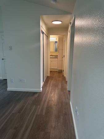 $1,795 / 2br - 770ft2 - Remodeled 2 Bdrm Available (Ferndale)63509650460673122