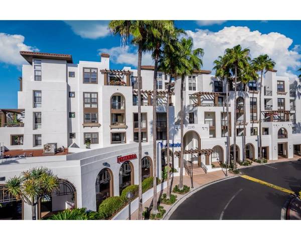 $3,275 / 1br - 831ft2 - Exclusive 1 BR/1 BA with Fitness Center and Pool Access (Mission Valley)63865702733953122