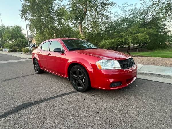 2014 dodge avenger sxt - $3,500 (Avondale)636169273198111213
