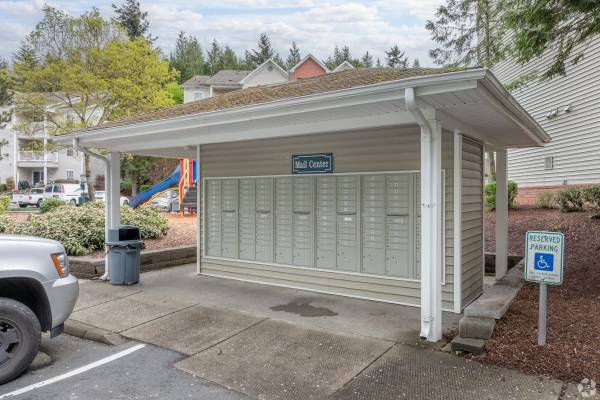$1,699 / 2br - 968ft2 - Guess What’s Doubled? (1707 Merrill Creek Pkwy, Everett, WA)63814789326721121