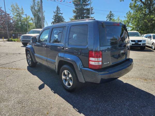 2008 Jeep Liberty 4x4 4WD Sport  4dr SUV SUV - $5,999 (Leavitt Auto Sales)63622905774721122