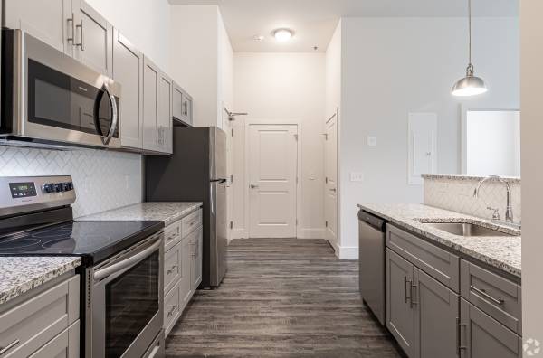 $2,349 / 3br - 997ft2 - Income Limits, All-Inclusive! (Amherst)64017045178755120