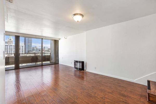 $2,800 / 2br - 801 Franklin St #1221 -  2 bedroom | 1.5 bath | 2 level Condo (oakland downtown)63880013320963121