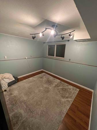 $1500.00 / 2br - 1000ft2 - Ubicación central-Nivel inferior privado sobre el nivel del suelo-Servicios incluidos-L63674293906561122