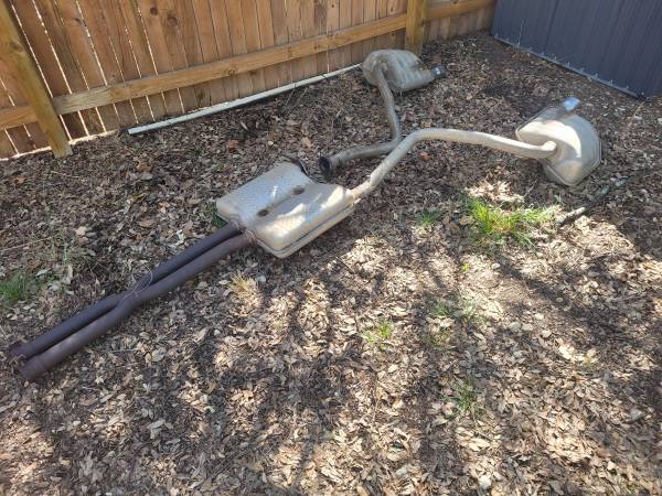 Charger/300C/Magnum OEM catback exhaust 1