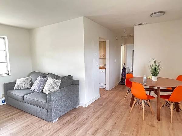 $550 / 1br - 700ft2 - 1 HABITACIÓN 1 BAÑO EN ALQUILER - AGUA, LUZ E INTERNET INCLUIDOS (FORT LAUDERDALE)63825137465345121