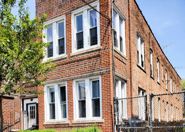 $1,299,000 / 7br - 3000ft2 - Updated BIG semi-detached Brick 4 family (East NY close to Subway)63689917592707121