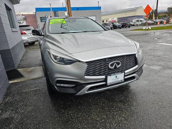 2017 INFINITI QX30 Premium SJKCH5CR4HA032742 - $15,999 (For the Top Pre-owned Selection in the s)63623313539587122