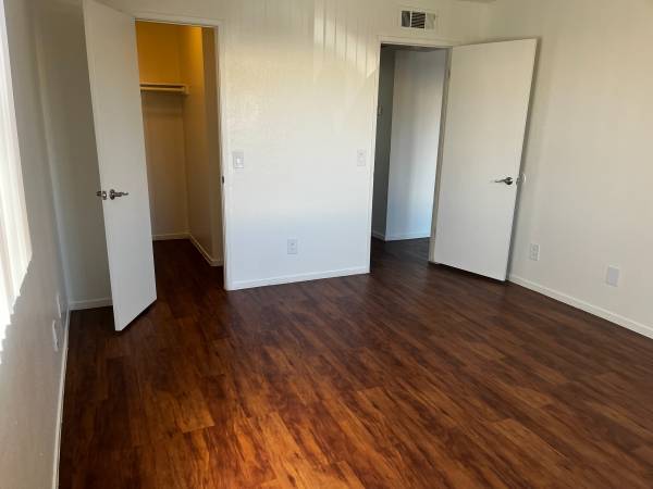 $1,525 / 1br - 964ft2 - ONLY $1525.00 1 BEDS, 1 BATH (Palmdale)63774439945217121