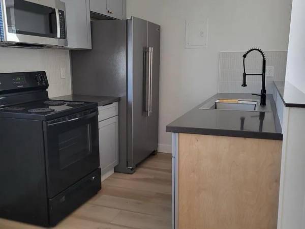 $1,600 / 2br - 903ft2 - 2Bed 1Bath for rent (Newbury Park)63800280150529124