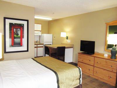 $1,440 / 1br - Looking for Great Monthly Rates!! (brandon)64002493990403123