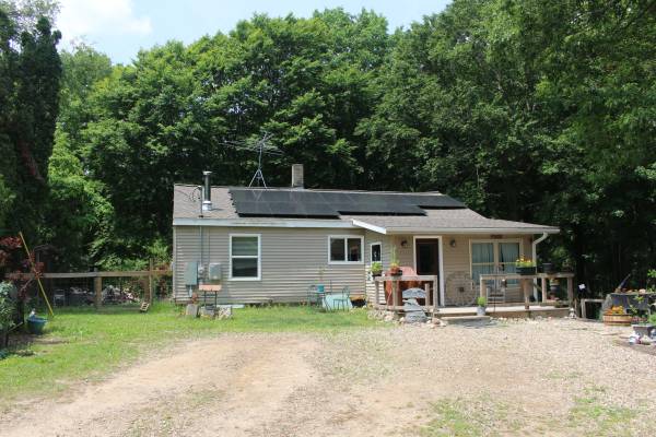 $625,000 / 3br - 1127ft2 - Granja de Afición Lista para Vivir, Sostenible, en 38.5 acres en Pure Michigan!! (Cheshire Twp)63665894566145120