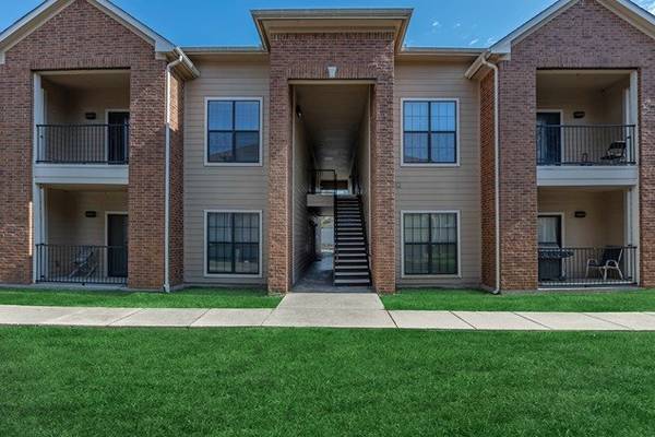 $1,207 / 1br - 700ft2 - Stay cool with in-unit ceiling fans! Now renting at Crawford Park! (Dallas - Dallas)63867603377667122