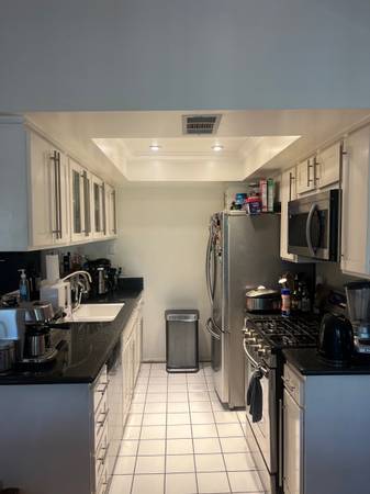 Alquiler de habitación amueblada con baño privado en casa moderna compartida por $580 hoy (San Leandro)63622901767171122