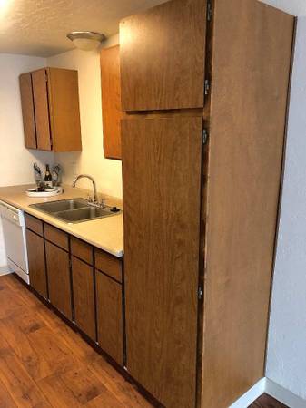 $1,514 / 2br - 760ft2 - Wow! This 2 Bedroom is simply stunning! Visit today! 760 Sq Ft! (Eugene - 3 Minutes to Skinner Butte Park)63977277398530122