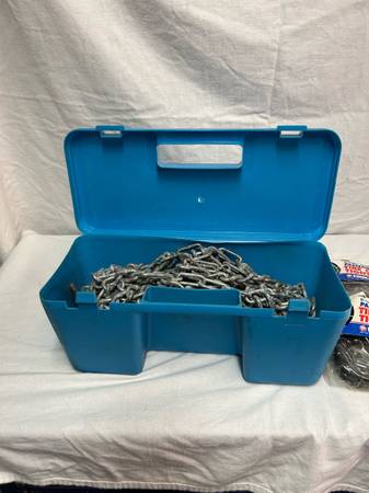 Titan Light Truck link tire chains 1