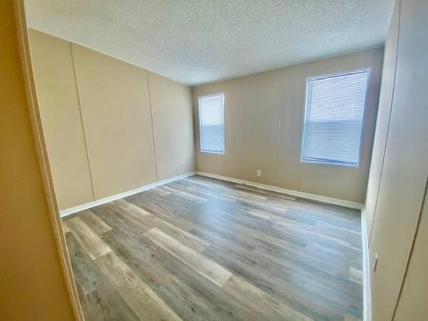 $102,900 / 2br - 2bd 2ba63846409475713124